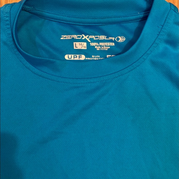 Zero Xposure athletic top - Picture 2 of 2